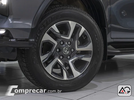 HILUX SW4 2.8 SRX Diamond 4X4 7 Lugares 16V Turbo Intercoole