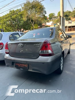 ETIOS 1.5 X Standard Sedan 16V