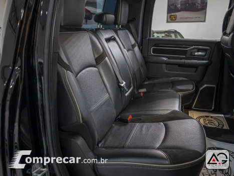 2500 6.7 I6 Turbo Laramie Night Edition CD 4X4