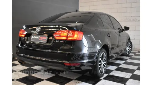 JETTA - 2.0 COMFORTLINE 4P MANUAL