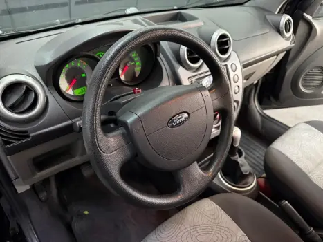 Fiesta 1.6 Mpi Class Sedan 8V Flex 4P Manual