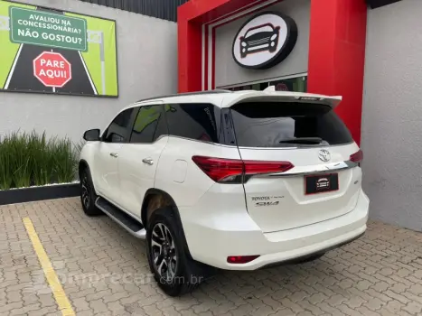 HILUX SW4 2.8 SRX 4X4 7 LUGARES 16V TURBO INTERCOOLER DIESEL