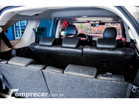 OUTLANDER 2.2 MIVEC DI-D DIESEL HPE-S AWD AUTOMÁTICO