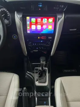 HILUX SW4 DIAMOND 2.8 TB 4X4 DIE. AUT.