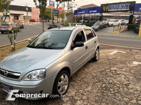 CHEVROLET CORSA 1.4 MPFI Maxx 8V 4 portas