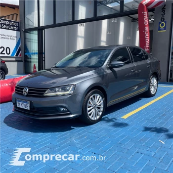 Volkswagen JETTA 1.4 16V TSI COMFORTLINE GASOLINA 4P TIPTRON 4 portas