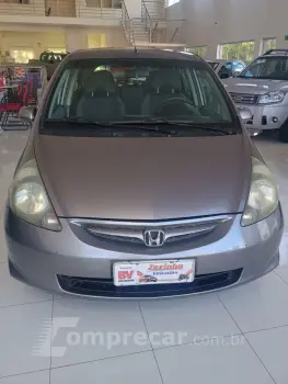 Fit 1.4 16V 4P LX FLEX