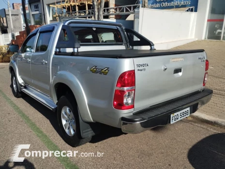 Hilux Caminhonete 2.7 16V 4P SRV FLEX 4X4  CABINE DUPLA AUTO