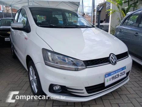 Volkswagen FOX - 1.6 MI ROCK IN RIO 8V 4P MANUAL 4 portas