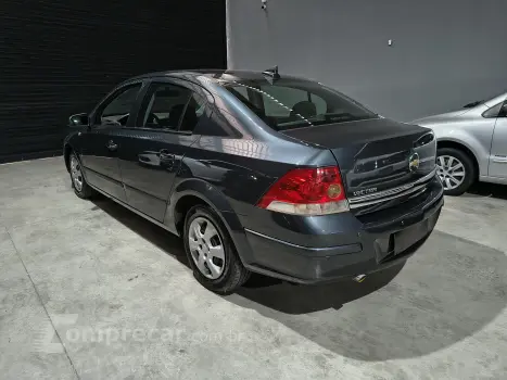 VECTRA 2.0 MPFI Expression 8V