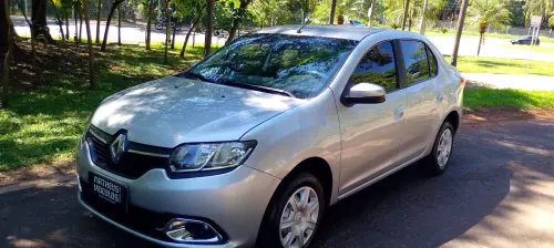 Renault logan 1,6 flex 4 portas