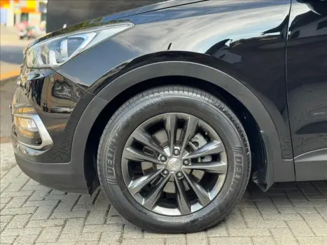 SANTA FÉ 3.3 MPFI 4X4 7 Lugares V6 270cv