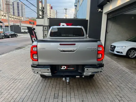 HILUX 2.8 D-4d Turbo CD SRX 4X4