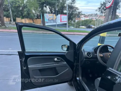 Up 1.0 170 Tsi Total Flex Connect 4P Manual