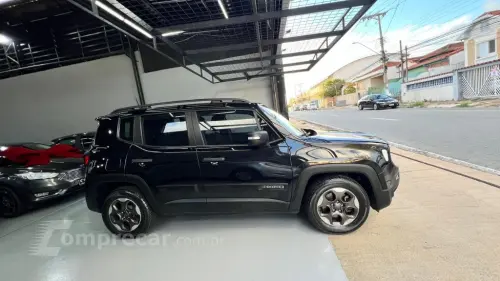 Renegade 1.8 4x2 Flex 16V Aut.