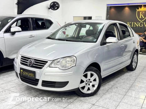 Volkswagen POLO SEDAN 1.6 4 portas