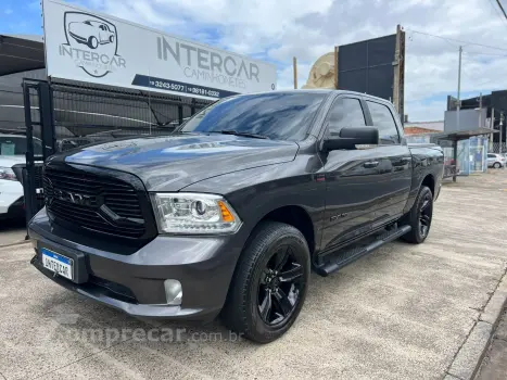 CLASSIC 5.7 V8 Laramie CD 4X4