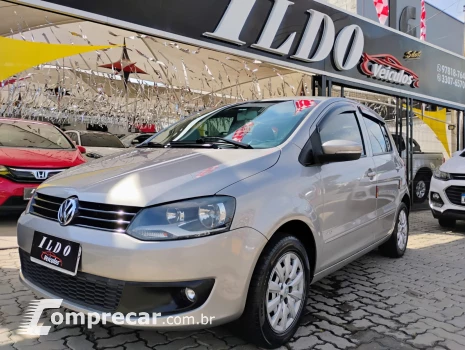 Volkswagen FOX 1.6 MI 8V 4 portas