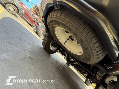 PAJERO DAKAR 3.2 HPE 4X4 7 Lugares 16V