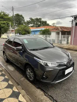 YARIS 1.5 16V XS