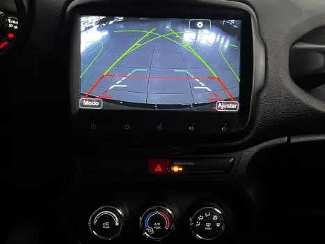 Renegade 1.8 4x2 (Aut) (Flex) (PCD)