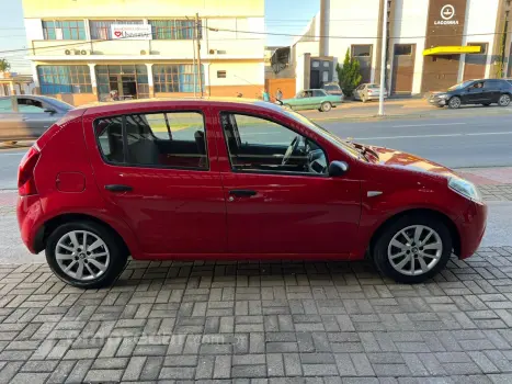 SANDERO Authentique Hi-Flex 1.0 16V 5p