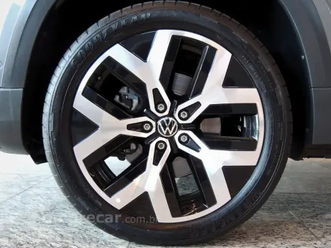 TAOS 1.4 250 TSI Highline