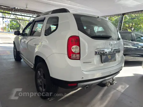 DUSTER 2.0 16V Dynamique 4WD manual