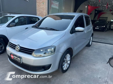 Volkswagen Fox 1.0 12V 4P TRENDLINE FLEX 4 portas