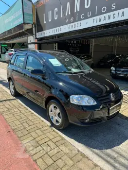 Volkswagen SPACEFOX 1.6 MI Comfortline 8V 4 portas