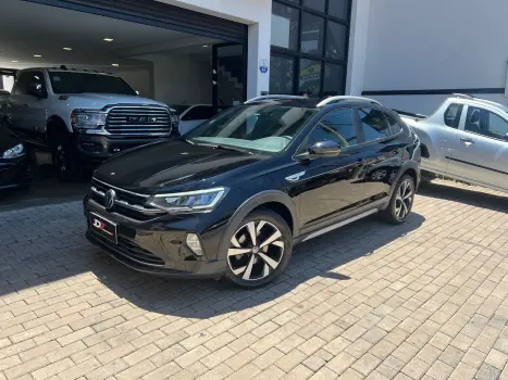 Volkswagen NIVUS 1.0 200 TSI Highline 4 portas