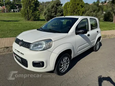 Fiat Uno 1.0 Attractive 4 portas