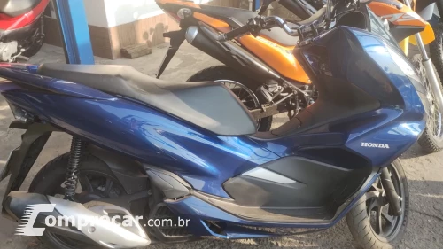 PCX 150 DlX