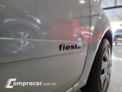 FIESTA 1.6 MPI Class Hatch 8V