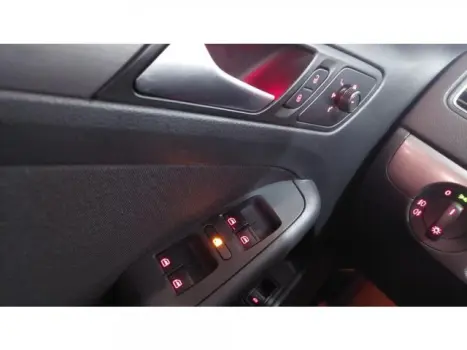 JETTA - 1.4 16V TSI COMFORTLINE 4P TIPTRONIC