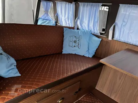 KOMBI 1.6 LUXO 8V GASOLINA 3P MANUAL