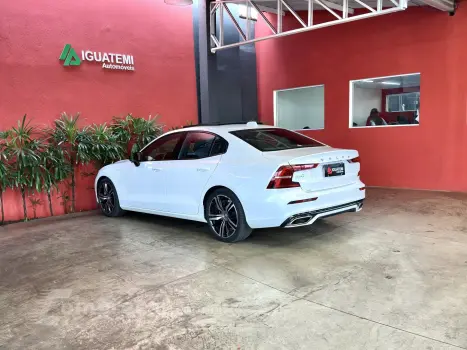 S60 2.0 T8 R-DESIGN HÍBRIDO 4P AUTOMÁTICO