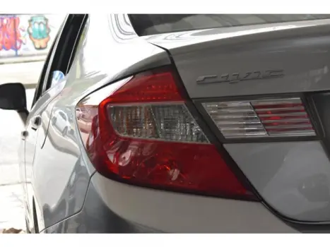 CIVIC - 1.8 LXS 16V 4P MANUAL