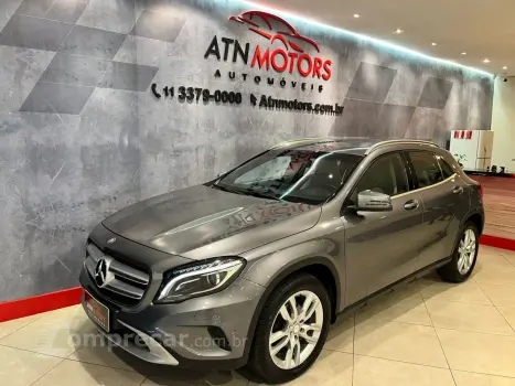 Mercedes-Benz GLA 200 1.6 16V 4P CGI ADVANCE TURBO AUTOMÁTICO 4 portas