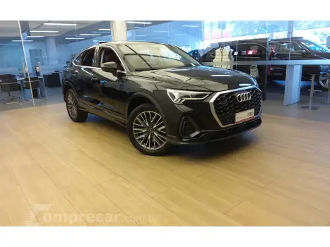 Audi Q3 2.0 40 TFSI GASOLINA SPORTBACK PERFORMANCE QUATTRO TIPTRO 4 portas