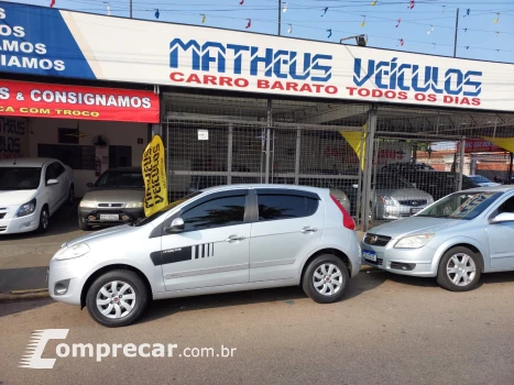 Fiat Palio 1.0 Attractive 8V 4 portas