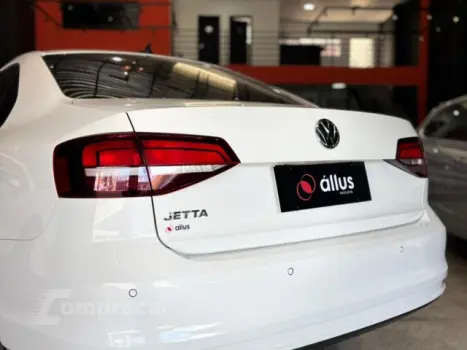 JETTA - 2.0 COMFORTLINE 4P TIPTRONIC