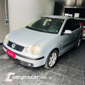 POLO SEDAN 1.6