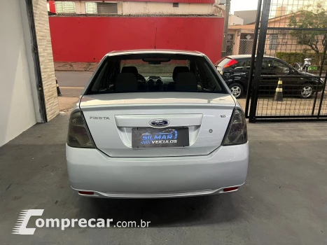 FIESTA 1.6 Rocam SE Sedan 8V