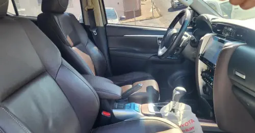 HILUX SW4 2.8 SRX 4X4 7 Lugares 16V Turbo Intercooler