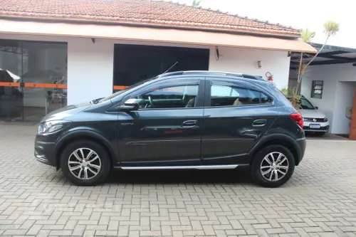 Onix Hatch 1.4 4P FLEX ACTIVE