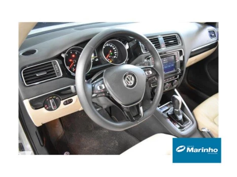 JETTA 2.0 TSI HIGHLINE 211CV GASOLINA 4P TIPTRONIC