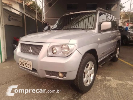 Mitsubishi PAJERO TR4 2.0 4X4 16V 140cv 4 portas