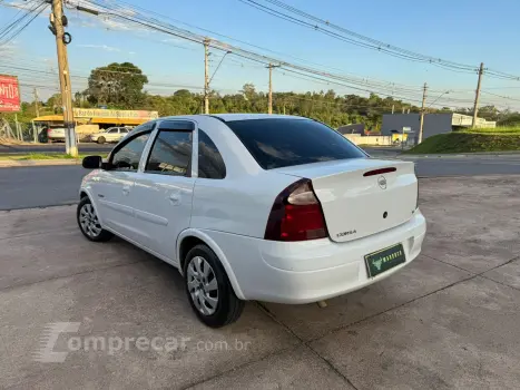 CORSA 1.4 MPFI Premium Sedan 8V