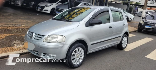 Volkswagen FOX 1.0 MI Trend 8V 4 portas